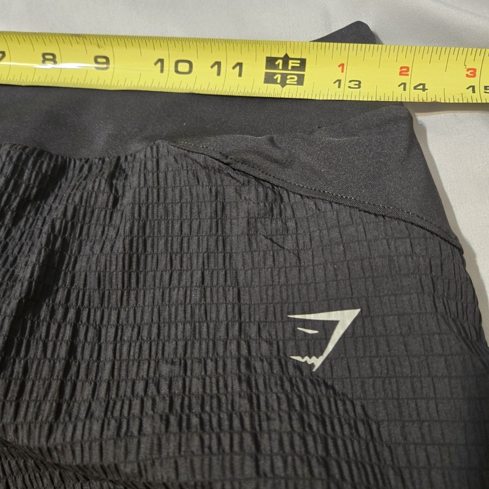 Gymshark Speed 2 In 1 Shorts With Attached Biker Shorts Drawstring Black Small - Picture 3 of 6